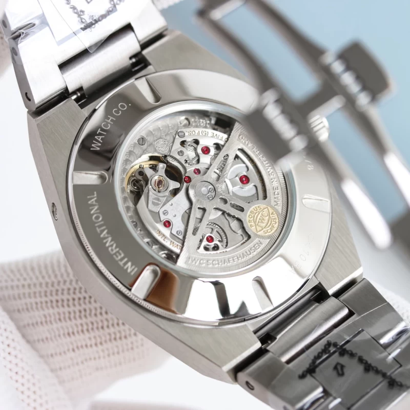 IWCコピー時計134753裏蓋ムーブメント