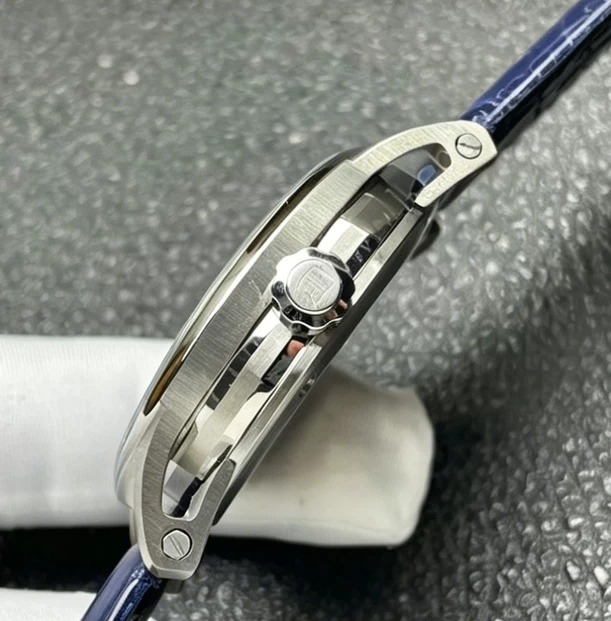 オーデマピゲコピー15210BC.OO.A021CR.01側面ケース