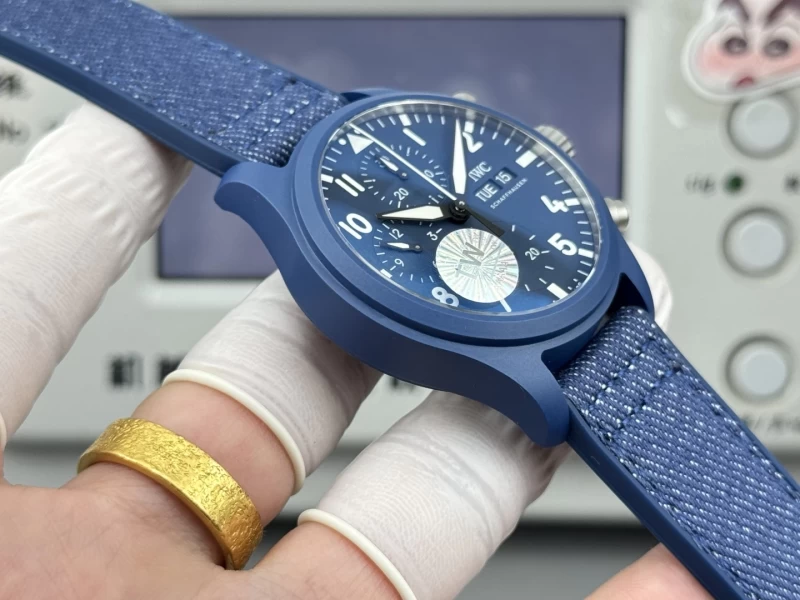 IWC IW389404 時計コピー(3/7)