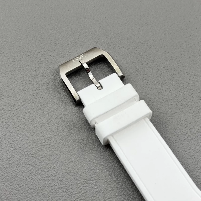ブランドIWCコピーIW389105バンド