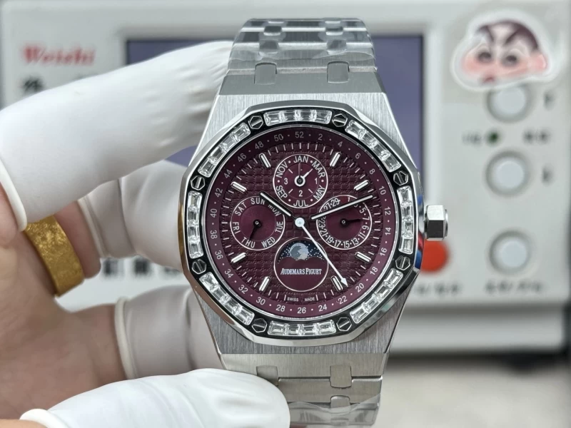 オーデマピゲコピー時計26574STワイン