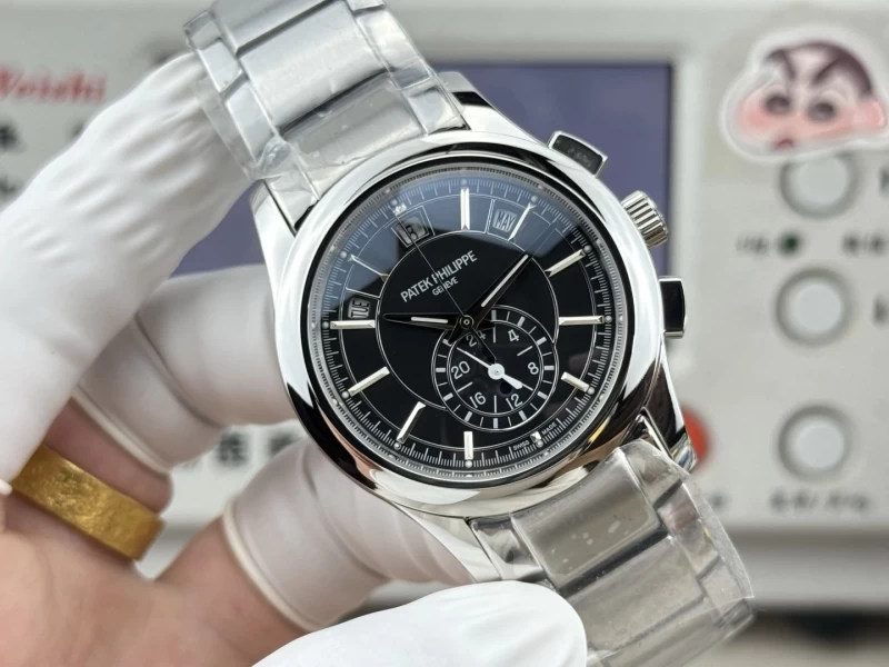 パテックフィリップコピー5205G013正面