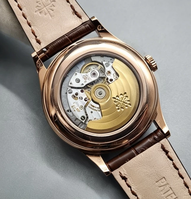 パテックフィリップコピー時計5396R-011裏蓋ムーブメント