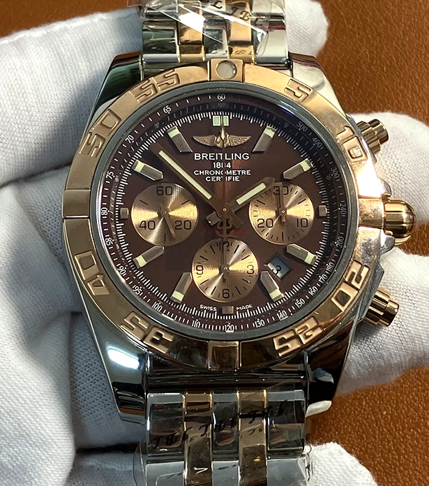ブライトリングコピー時計AB011012/B956 7