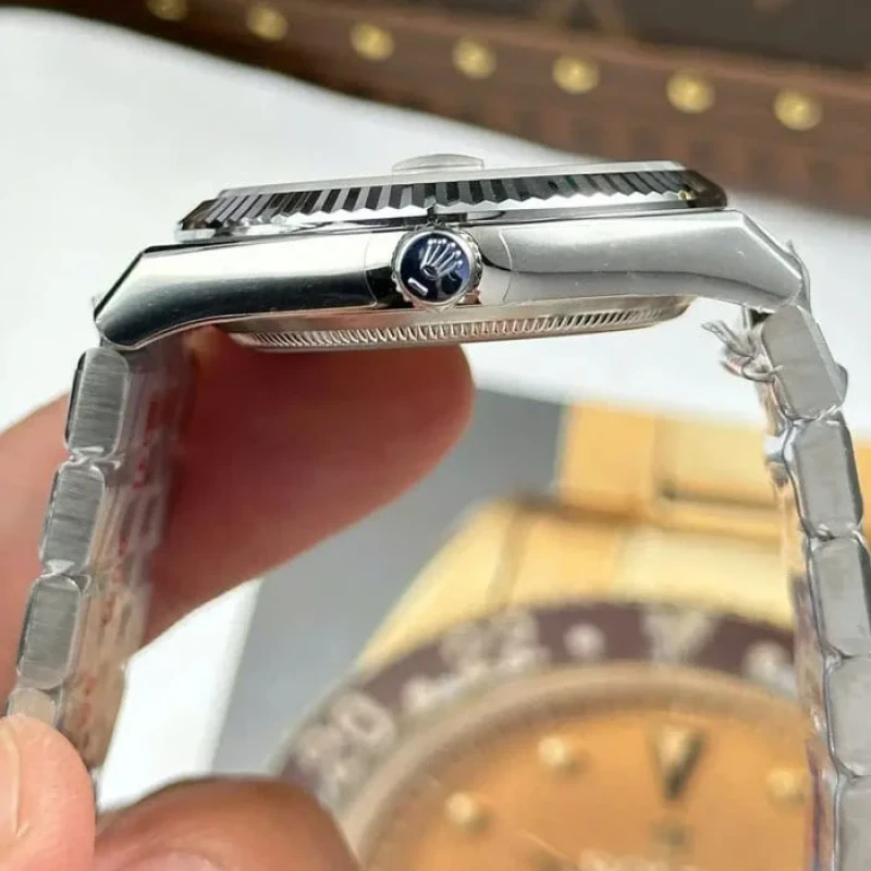 ロレックス 127234 時計コピー(2/7)