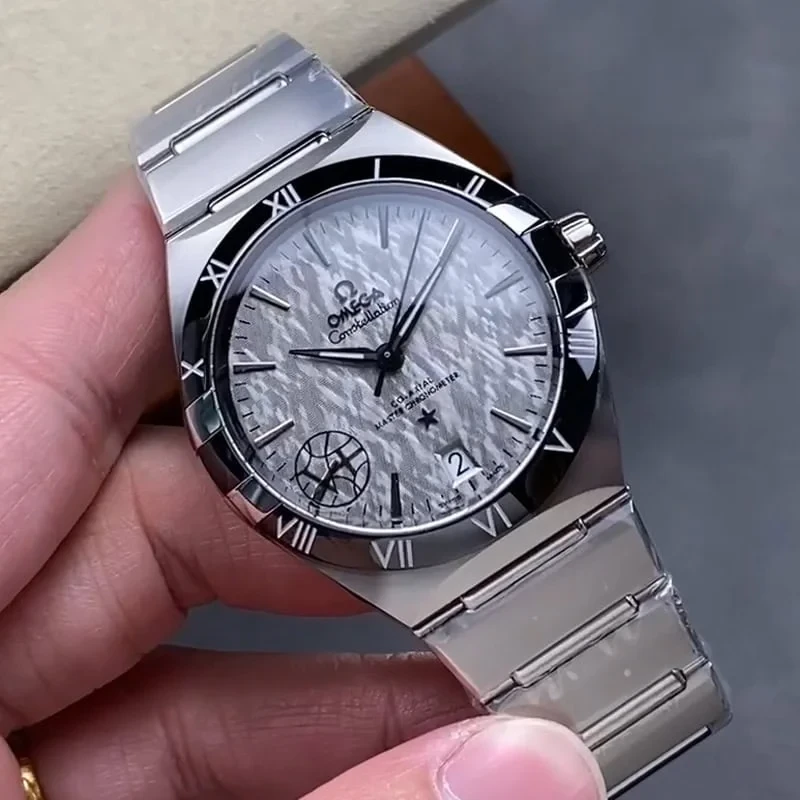 オメガ 131.30.41.21.99.001 時計コピー(1/8)