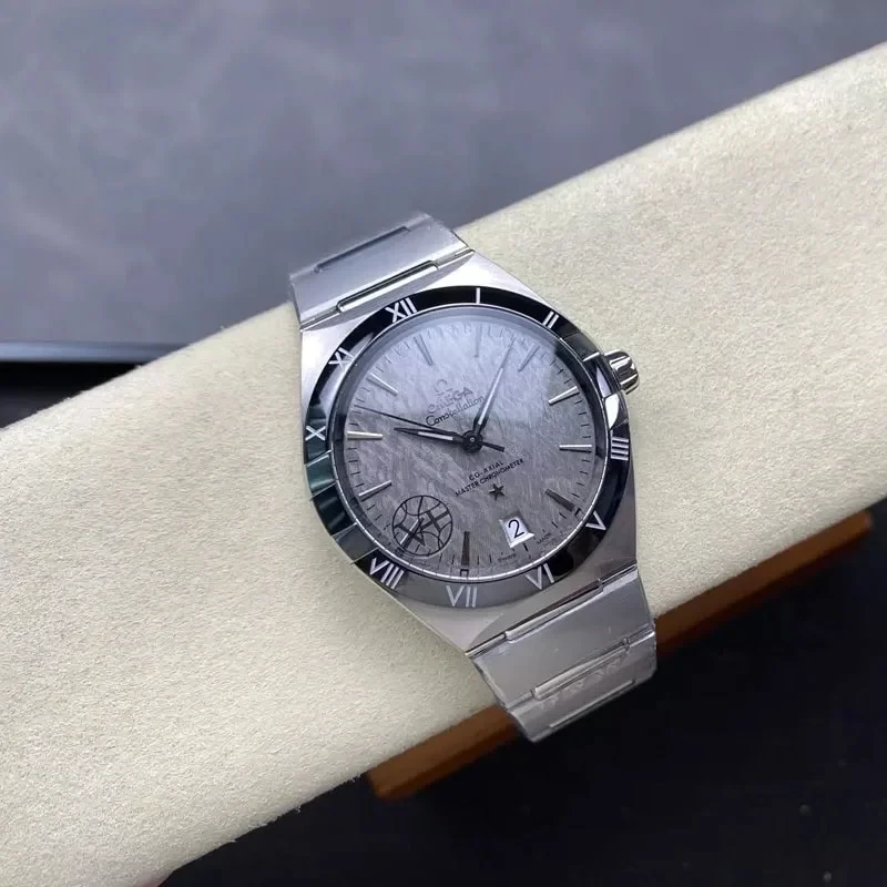 オメガ 131.30.41.21.99.001 時計コピー(2/8)