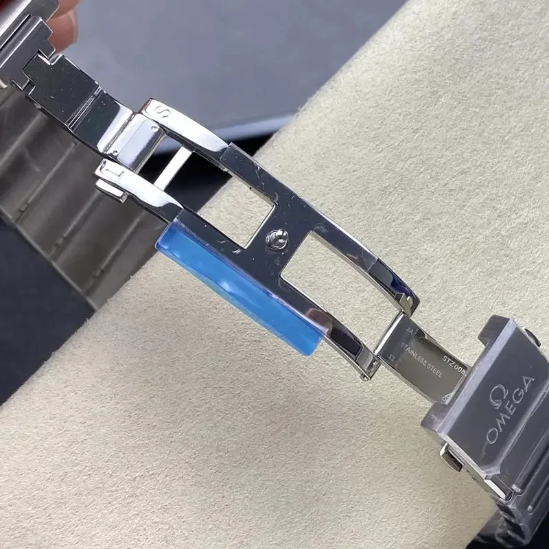 オメガ 131.33.41.21.03.001 時計コピー(8/8)