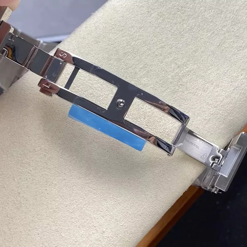 オメガ 131.30.41.21.99.003 時計コピー(5/6)