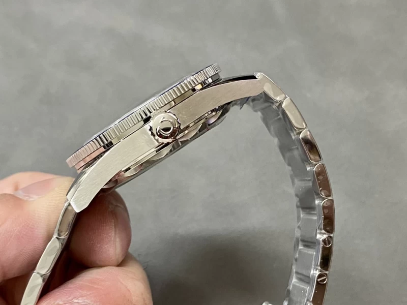 オメガ 234.30.41.21.03.002 時計コピー(3/7)