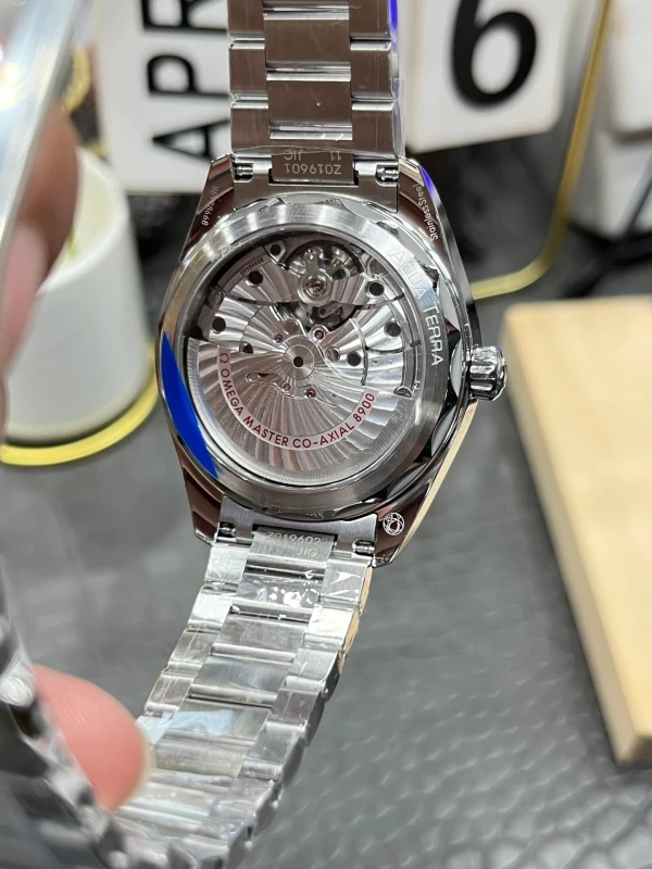 オメガ 220.10.41.21.01.002 時計コピー(5/6)
