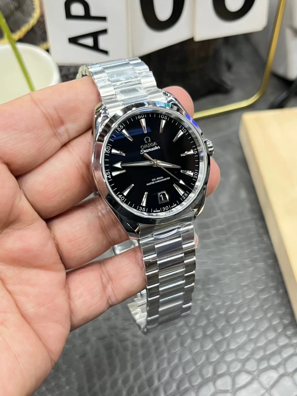 オメガ 220.10.41.21.01.002 時計コピー(2/6)