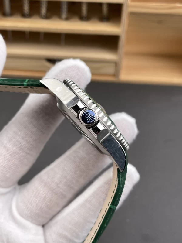 ロレックス 116610LV 時計コピー(3/7)