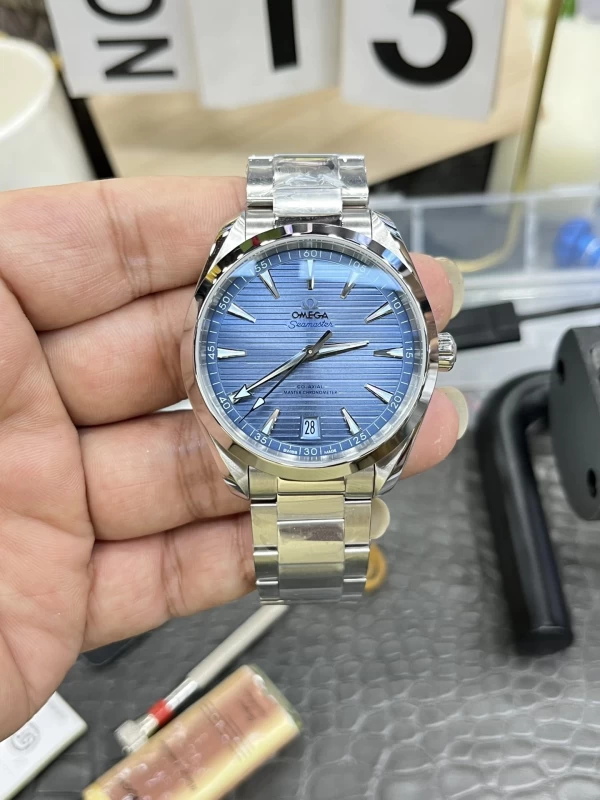 オメガ 220.10.41.21.03.005 時計コピー(2/6)