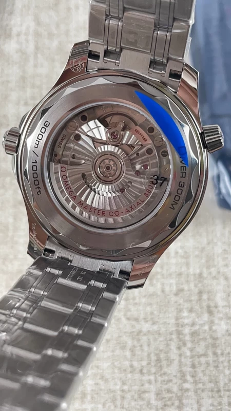 オメガ 210.30.42.20.03.001 時計コピー(3/5)