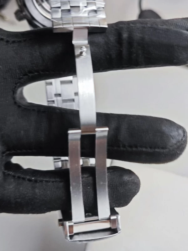 オメガ 210.30.42.20.01.001 時計コピー(5/6)