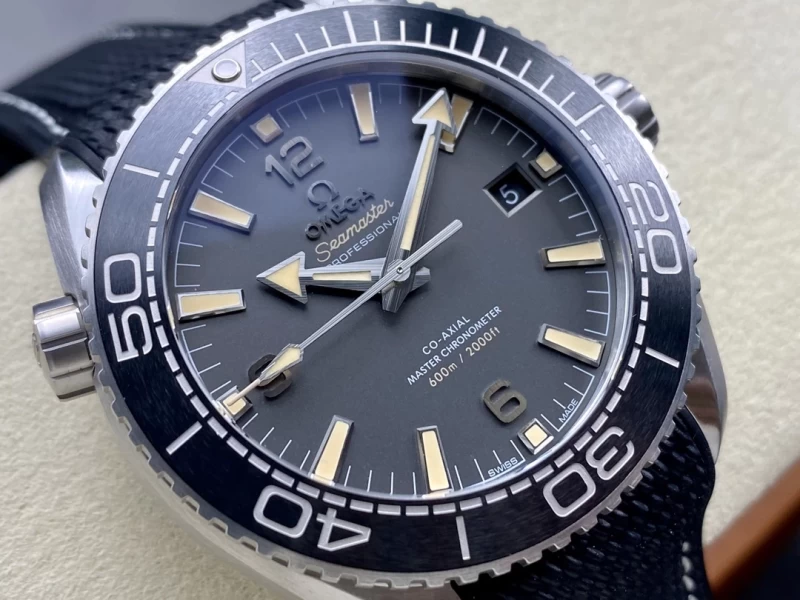 オメガ 215.32.44.21.01.002 時計コピー(2/6)