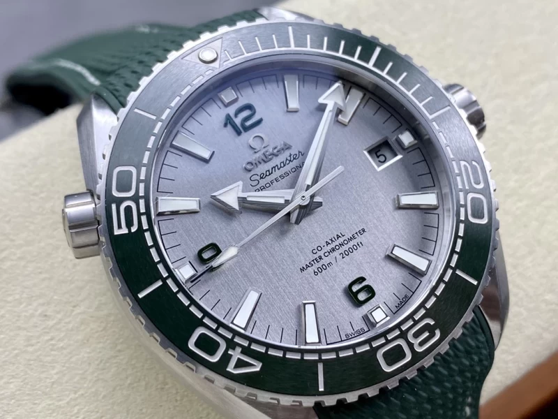 オメガ 215.32.44.21.06.001 時計コピー(3/8)