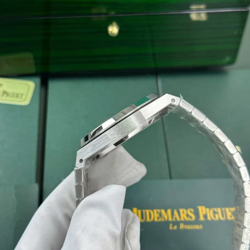 オーデマピゲ 26530 時計コピー(5/9)