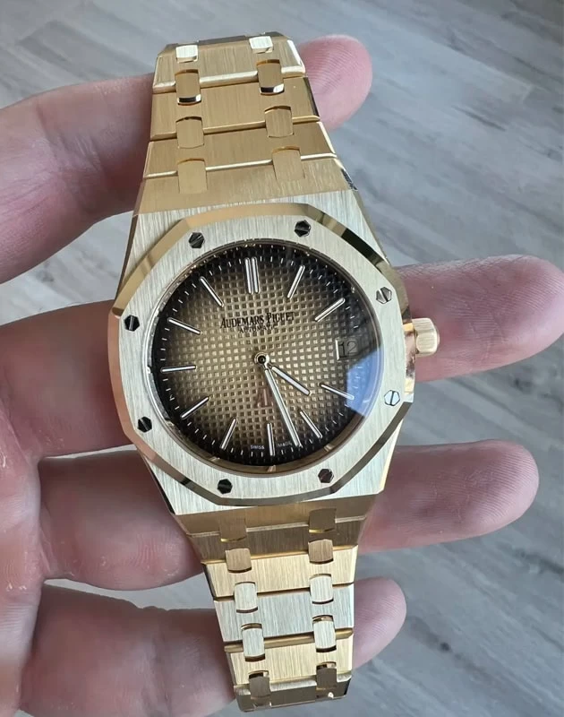 オーデマピゲコピー16202BA.OO.1240BA.02正面