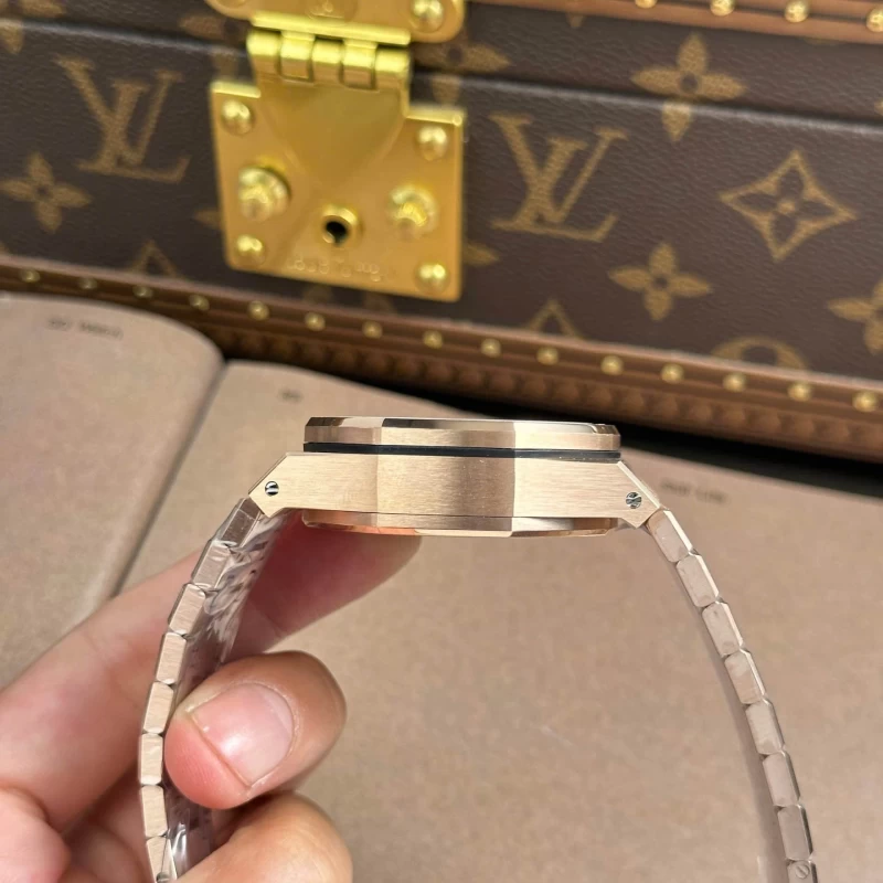 オーデマピゲ 26735SG 時計コピー(8/11)