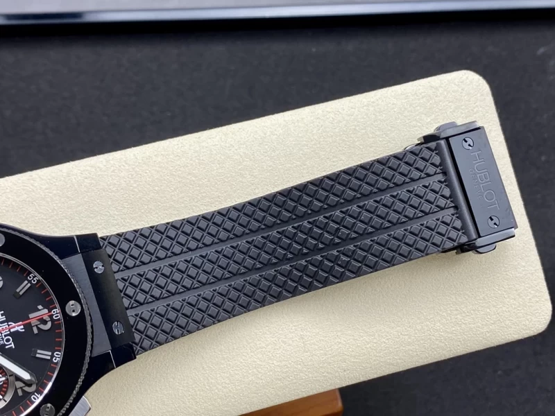 ウブロ301.CX.130.RXコピーバンド