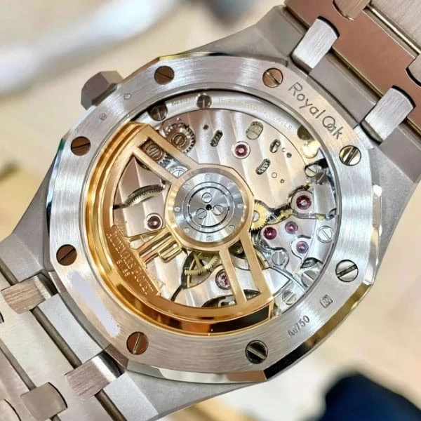 オーデマピゲコピー15510BC.OO.1320BC.04裏蓋ムーブメント