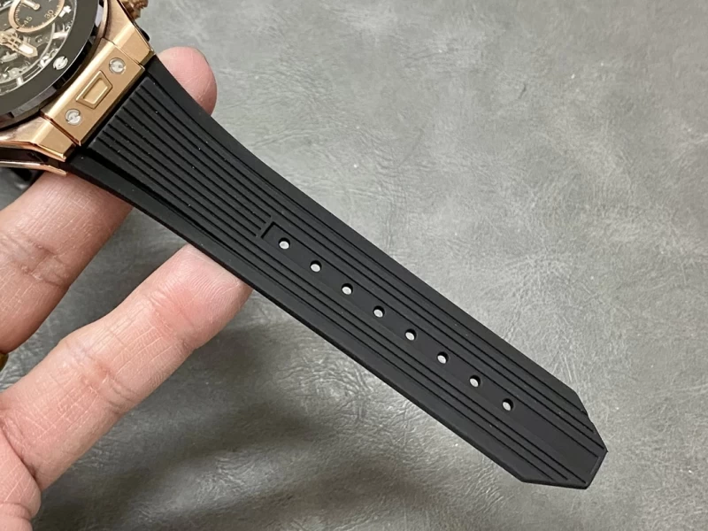 ウブロスーパーコピー441.OM.1181.RXバンド