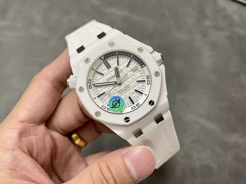 オーデマピゲ 15707CB.OO.A010CA.01 時計コピー(2/8)