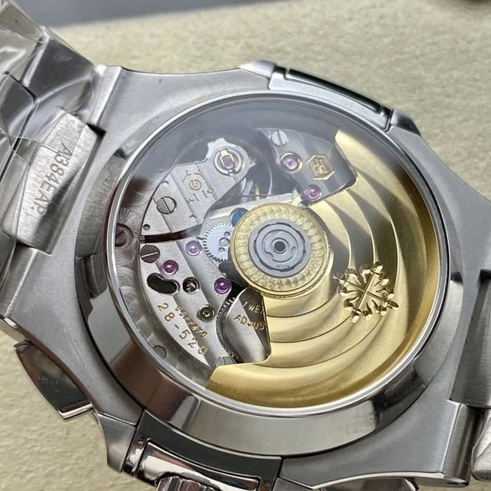 コピー時計 5990/1A-011 ムーブメント