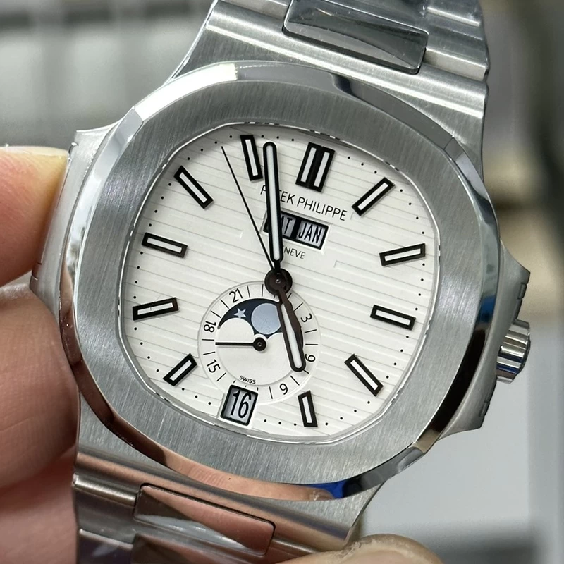 パテックフィリップ 5726 1A 010 時計コピー(2/6)