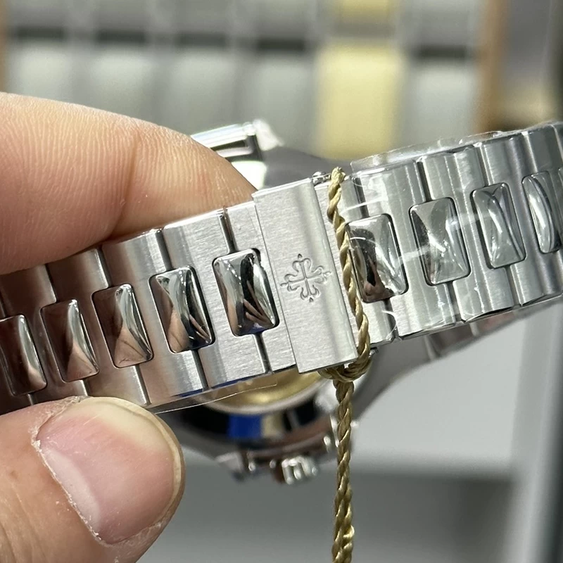 パテックフィリップ 5726 1A 010 時計コピー(5/6)