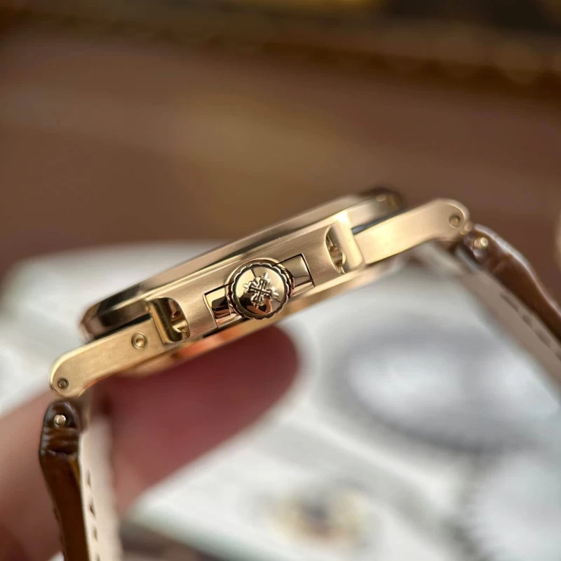 パテックフィリップ 5712R-001 時計コピー(4/6)