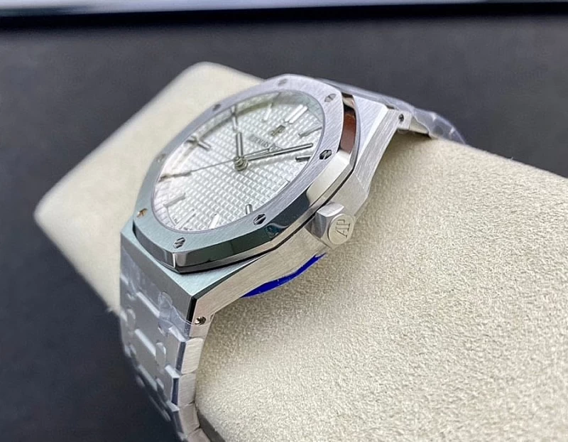 オーデマピゲ時計コピー15400ST.OO.1220ST.02側面ケース