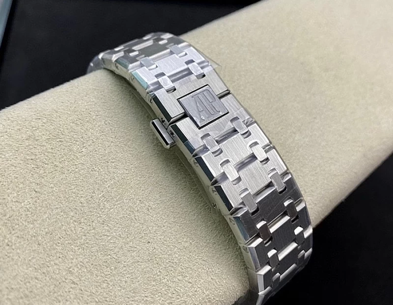 オーデマピゲ時計コピー15400ST.OO.1220ST.02バンド