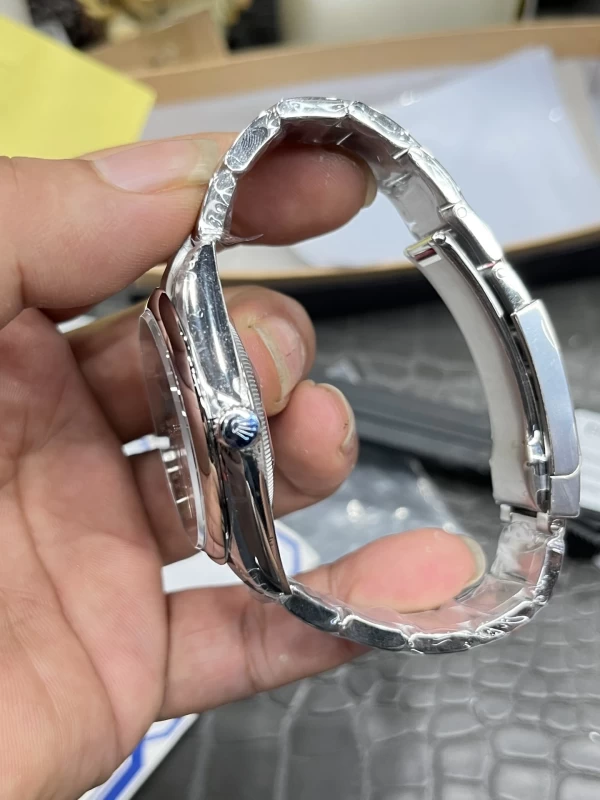 ロレックス124300コピー時計側面ケース