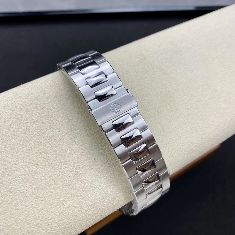 パテックフィリップ 5711/1A-010 時計コピー(5/7)