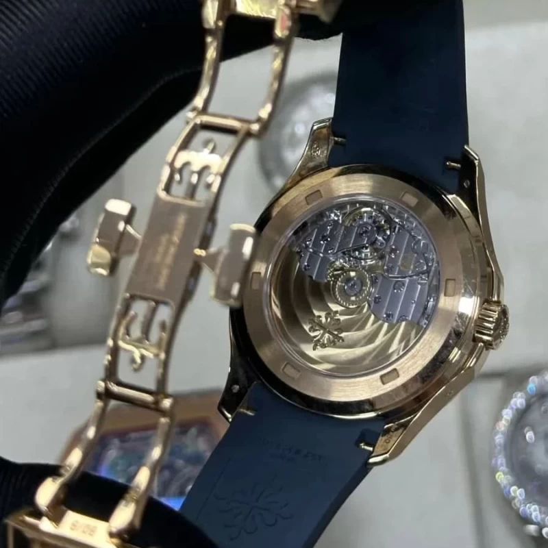 5261R-001時計コピームーブメント