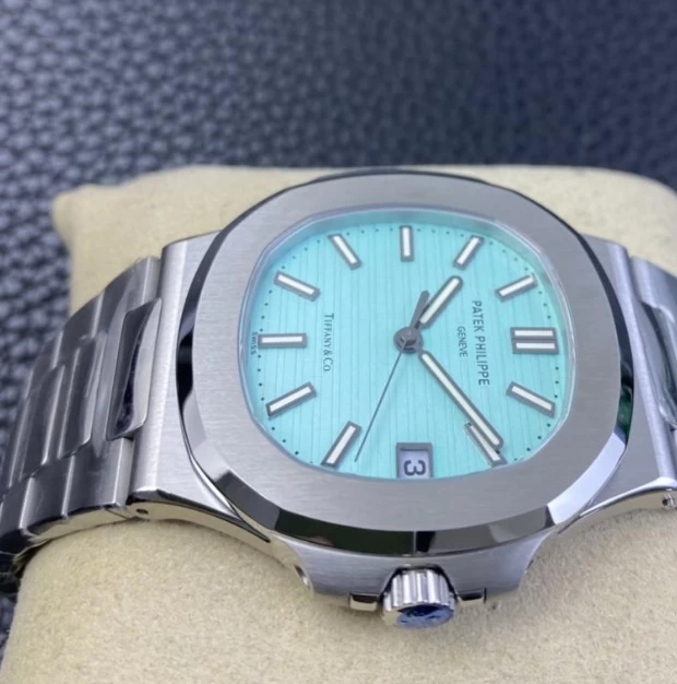 パテックフィリップ時計コピー5711側面ケース