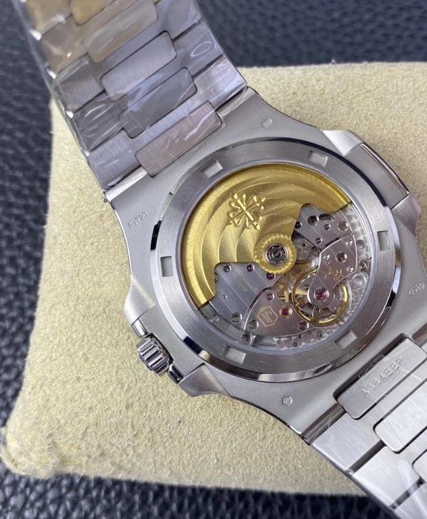 パテックフィリップコピー5713裏蓋ムーブメント