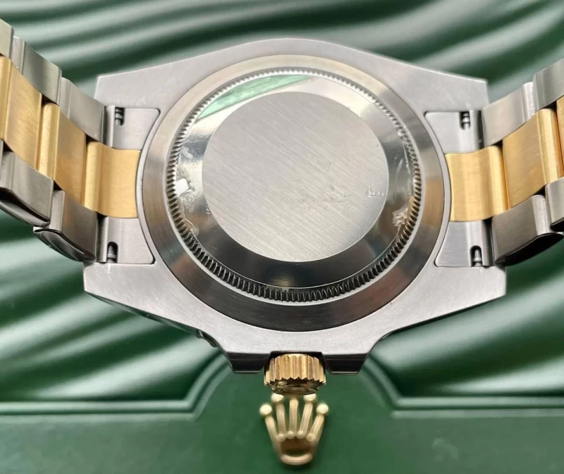 ロレックス116613LBコピー時計 裏蓋