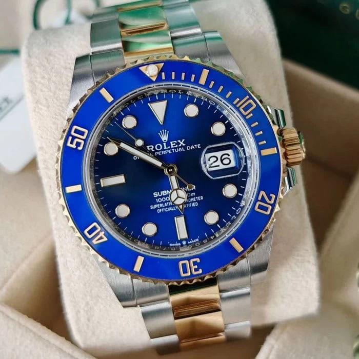 ロレックスコピー126613LB 正面