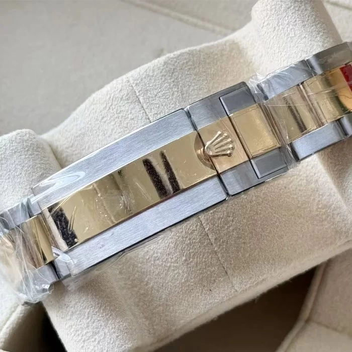 ロレックスコピー126613LB バックル