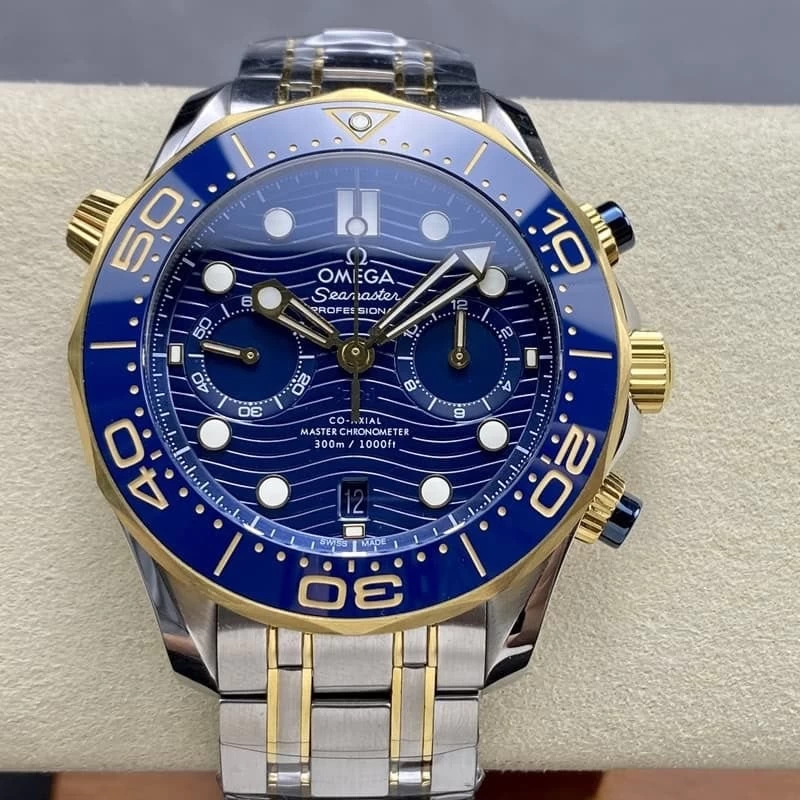 オメガコピー時計210.20.44.51.03.001正面