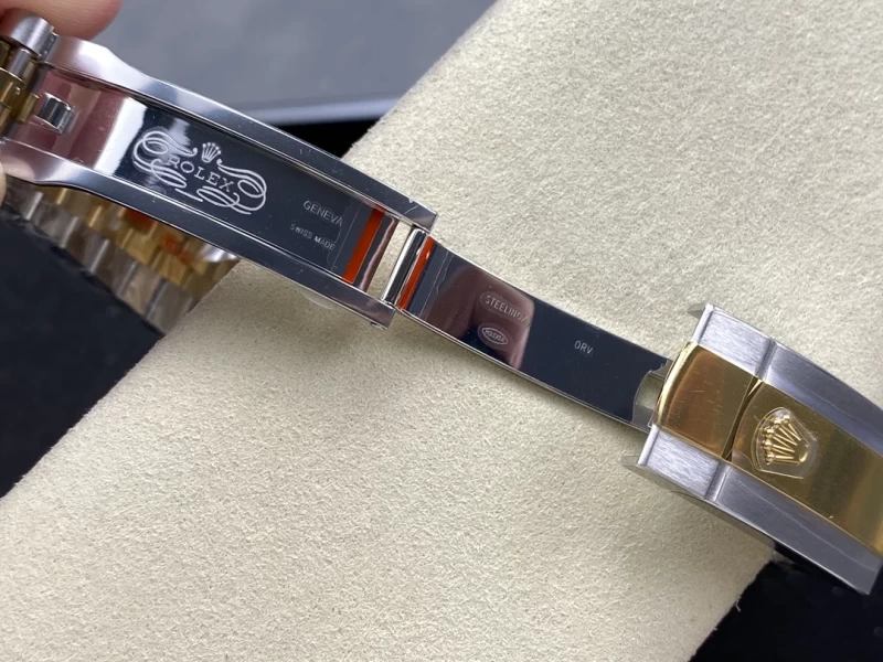 ロレックスコピー m126333 バックル