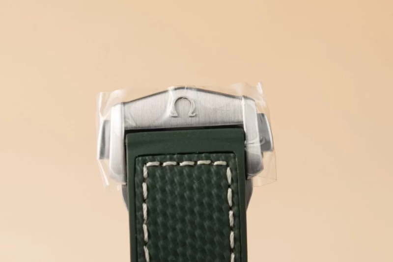 オメガコピー時計69960バンド