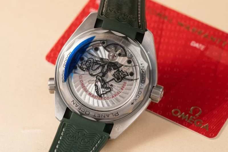 オメガコピー時計69960裏蓋ムーブメント