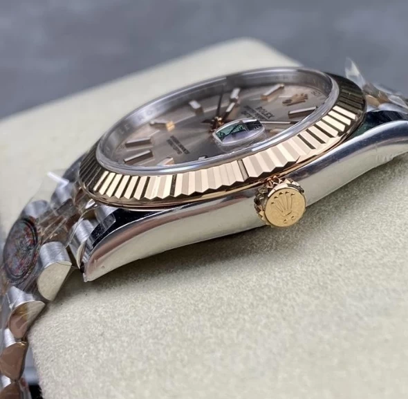 ロレックス 1287634 時計コピー(2/4)