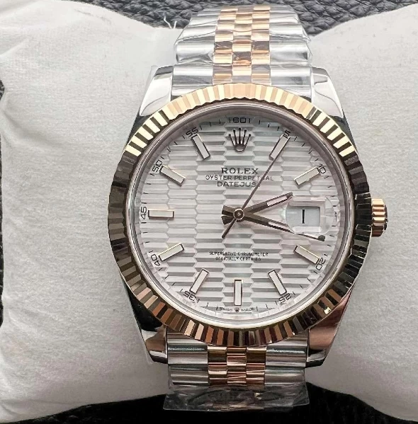 ベージュ126331-04コピー時計