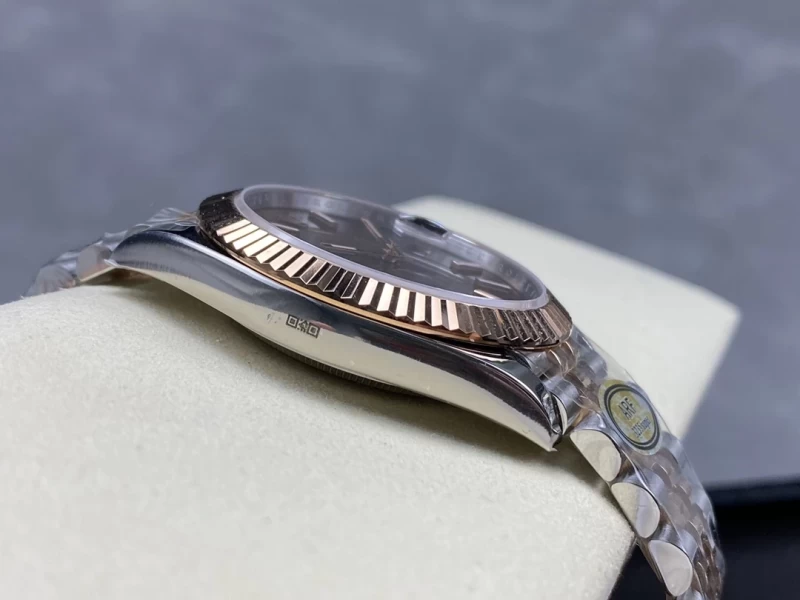 ロレックスm126234-0051 側面ケース